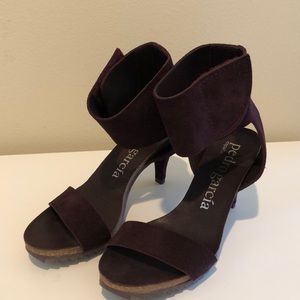 NWOT Pedro Garcia Maroon Suede Sandals